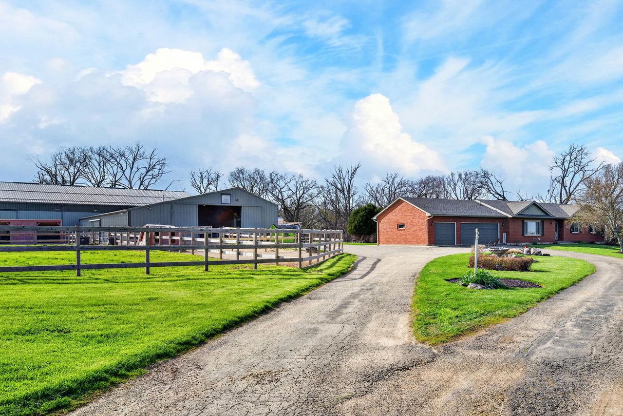 1513 Deerpass Rd., Marengo, IL 60152