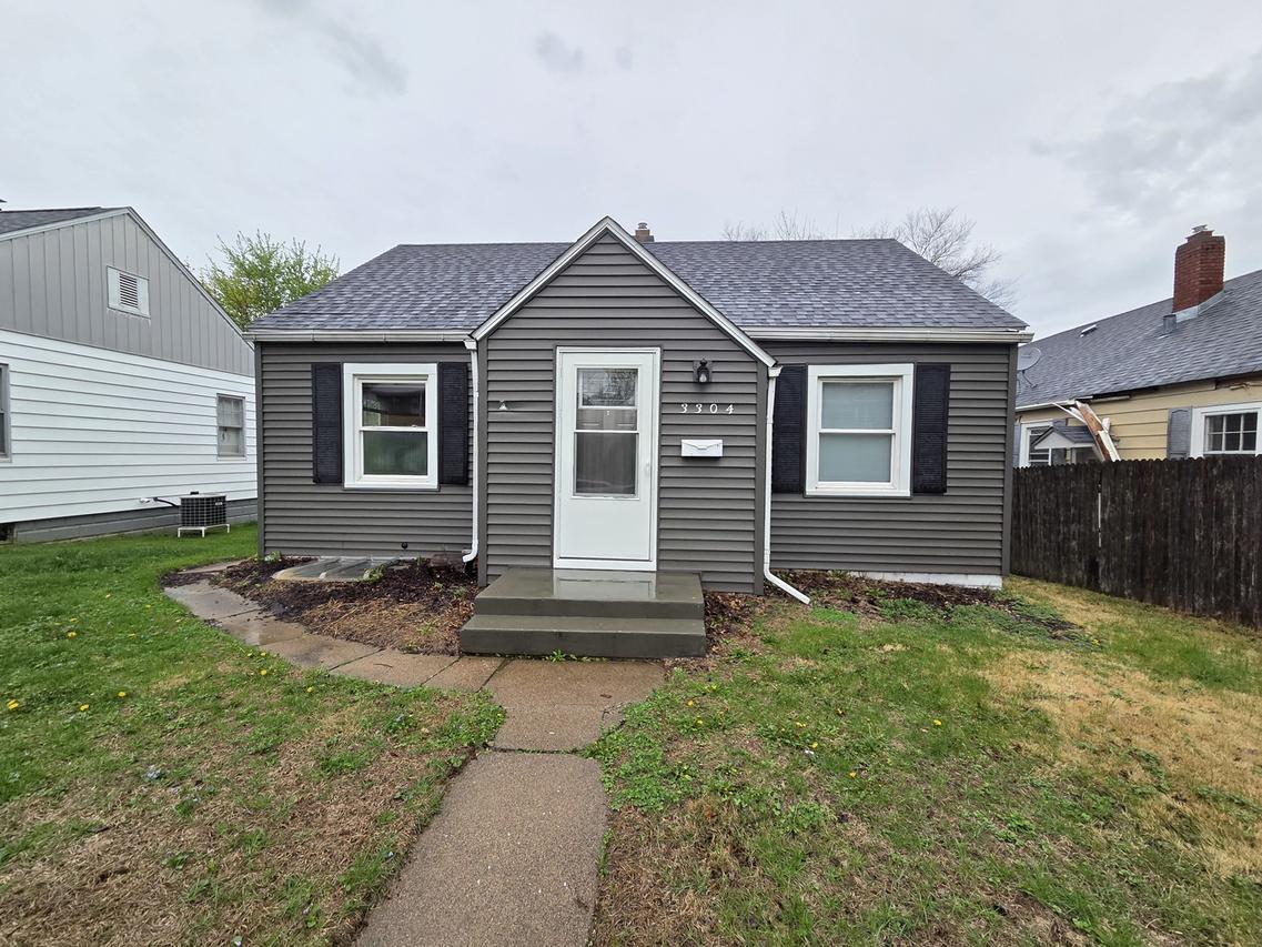 3304 12th St., Rock Island, IL 61201