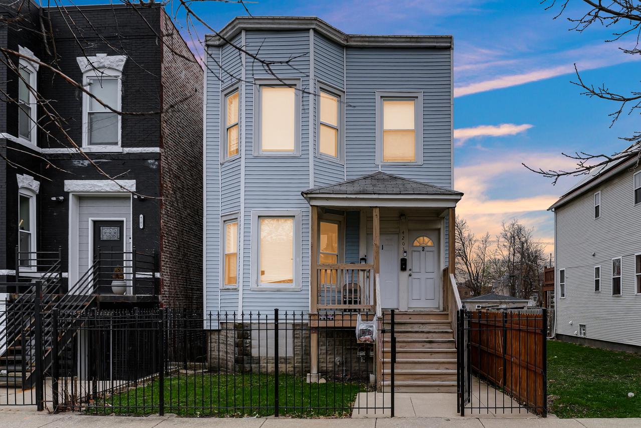 4203 W Maypole Ave., Chicago, IL 60624