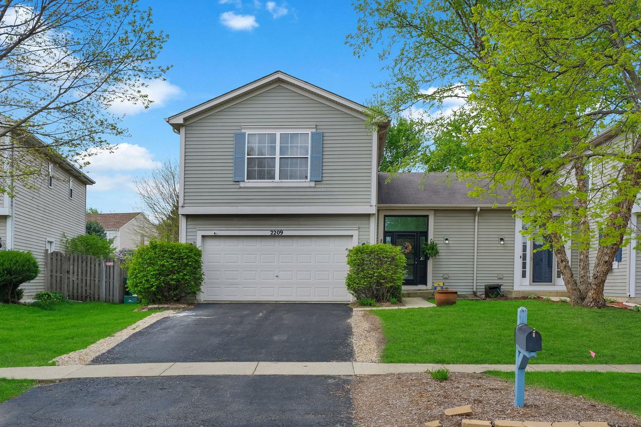 2209 Carpenter Ave., Plainfield, IL 60586