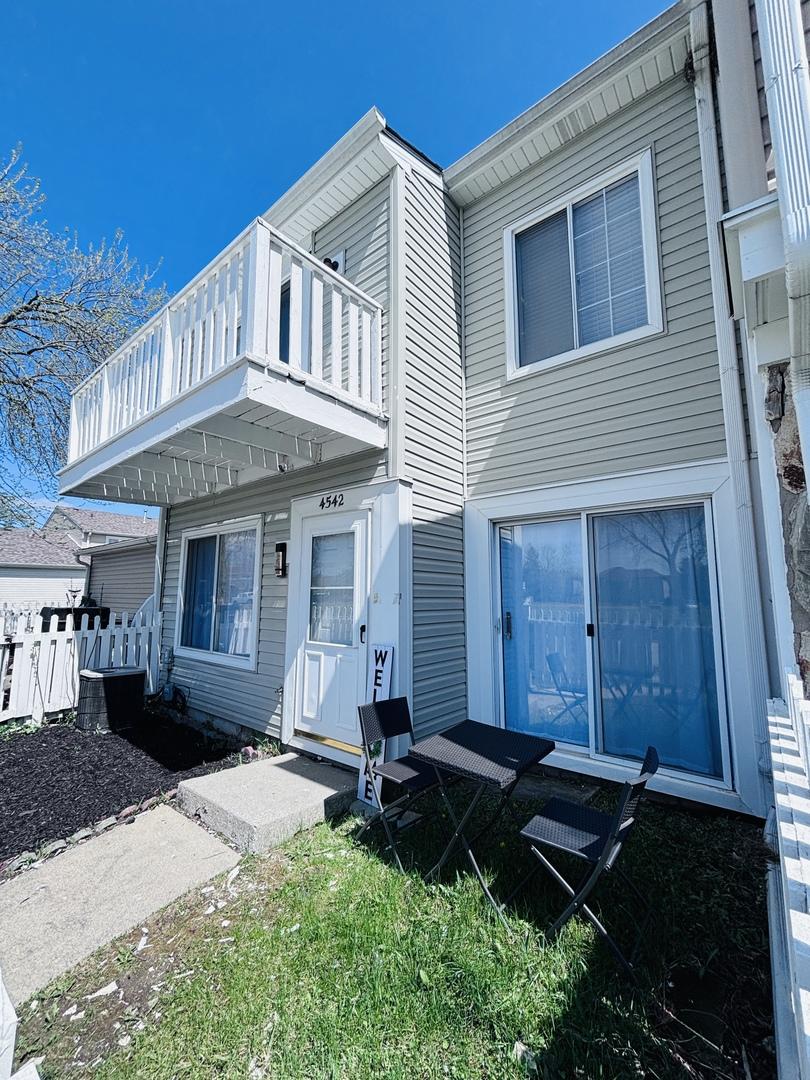 4542 Windsor Ln., Country Club Hills, IL 60478
