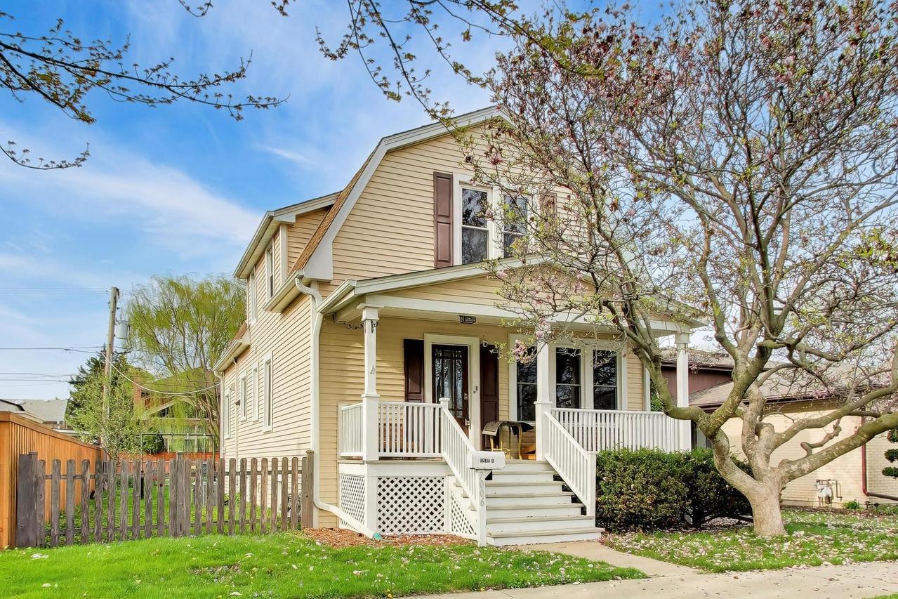 7006 W Jarvis Ave., Niles, IL 60714