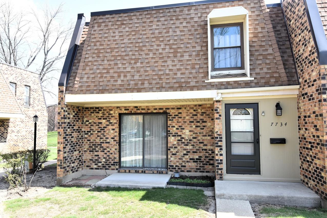7734 Woodward Ave. #5, Woodridge, IL 60517
