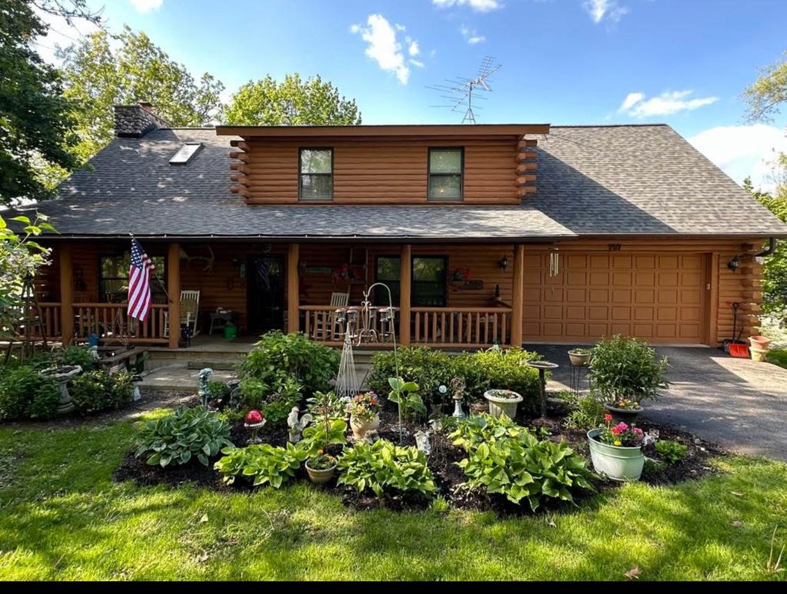 707 Quinn Rd., Mchenry, IL 60051
