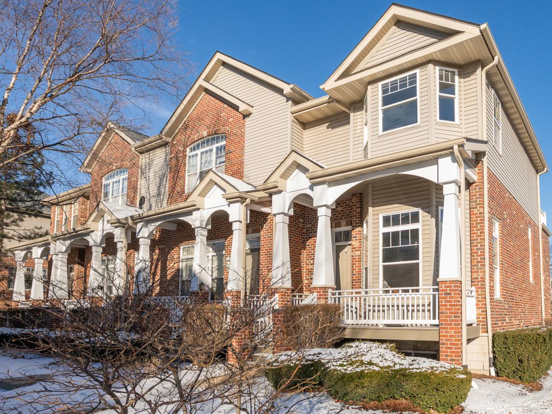 1121 River Bend Ln., Lisle, IL 60532