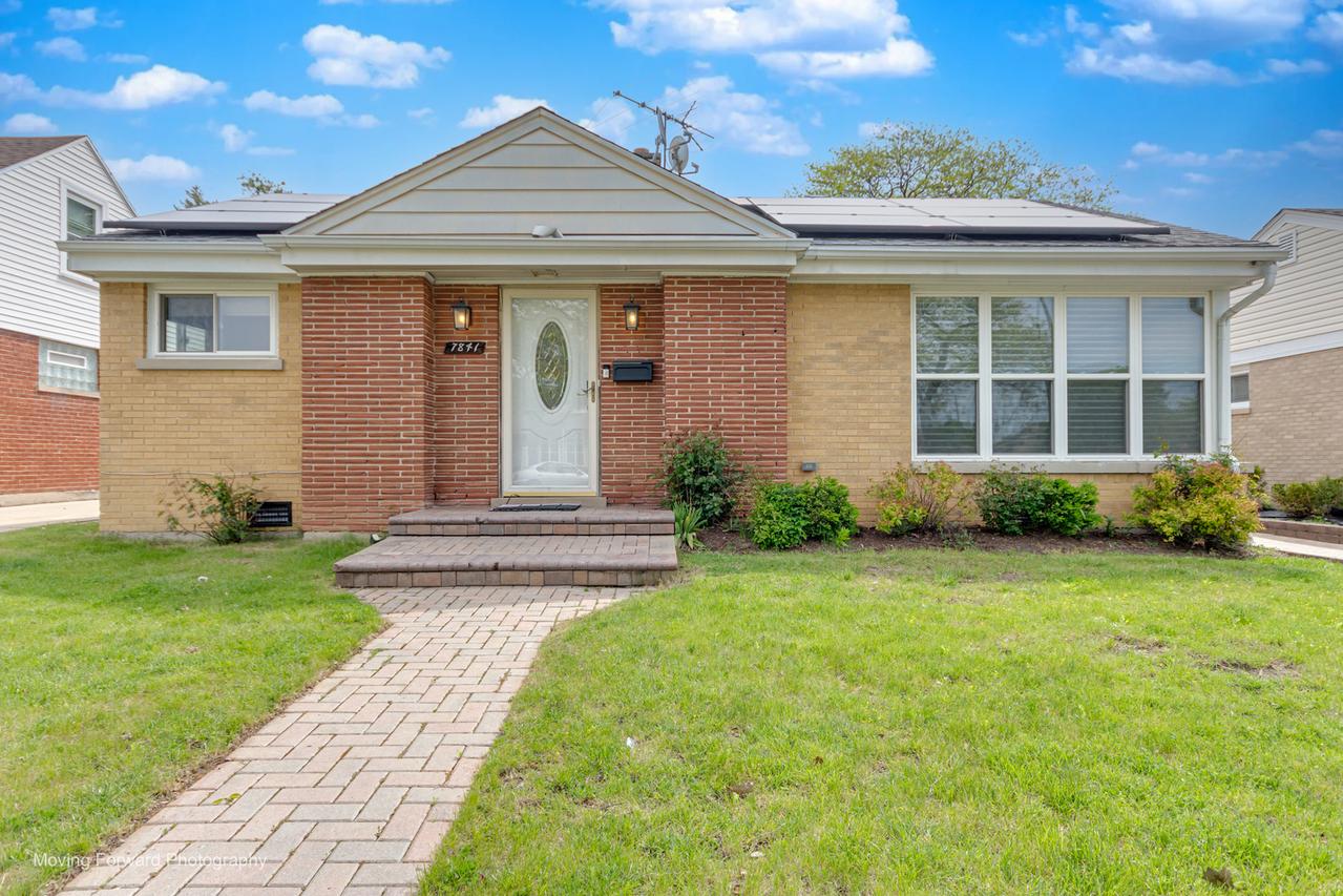 7841 N Odell Ave., Niles, IL 60714