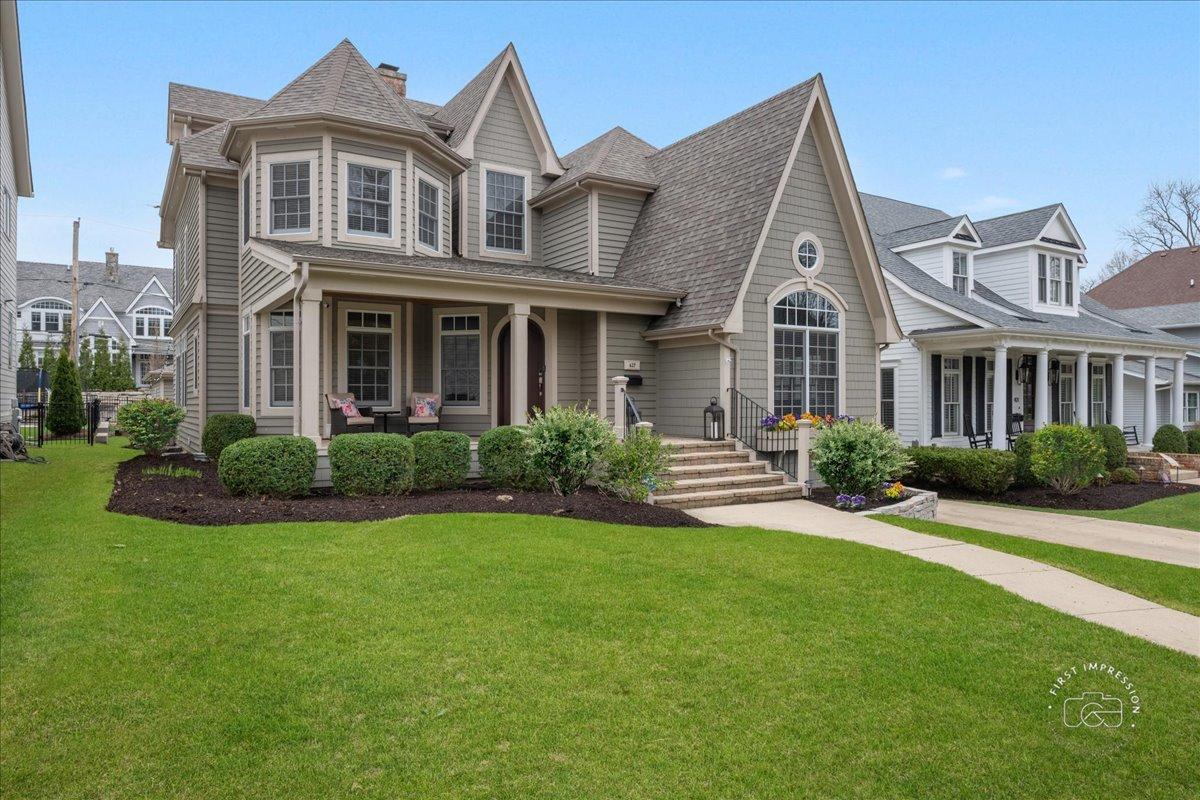 427 S Sleight St., Naperville, IL 60540