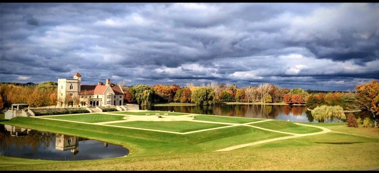 17519 Lincoln Rd., Harvard, IL 60033