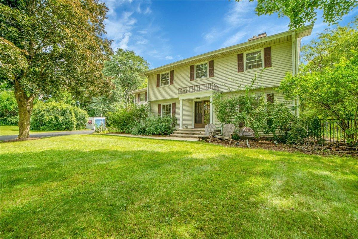 3N011 Morningside Ave., West Chicago, IL 60185