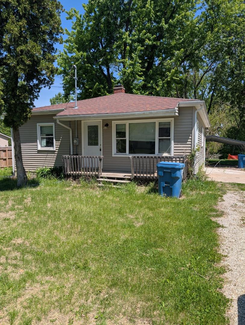 3412 2nd St., East Moline, IL 61244