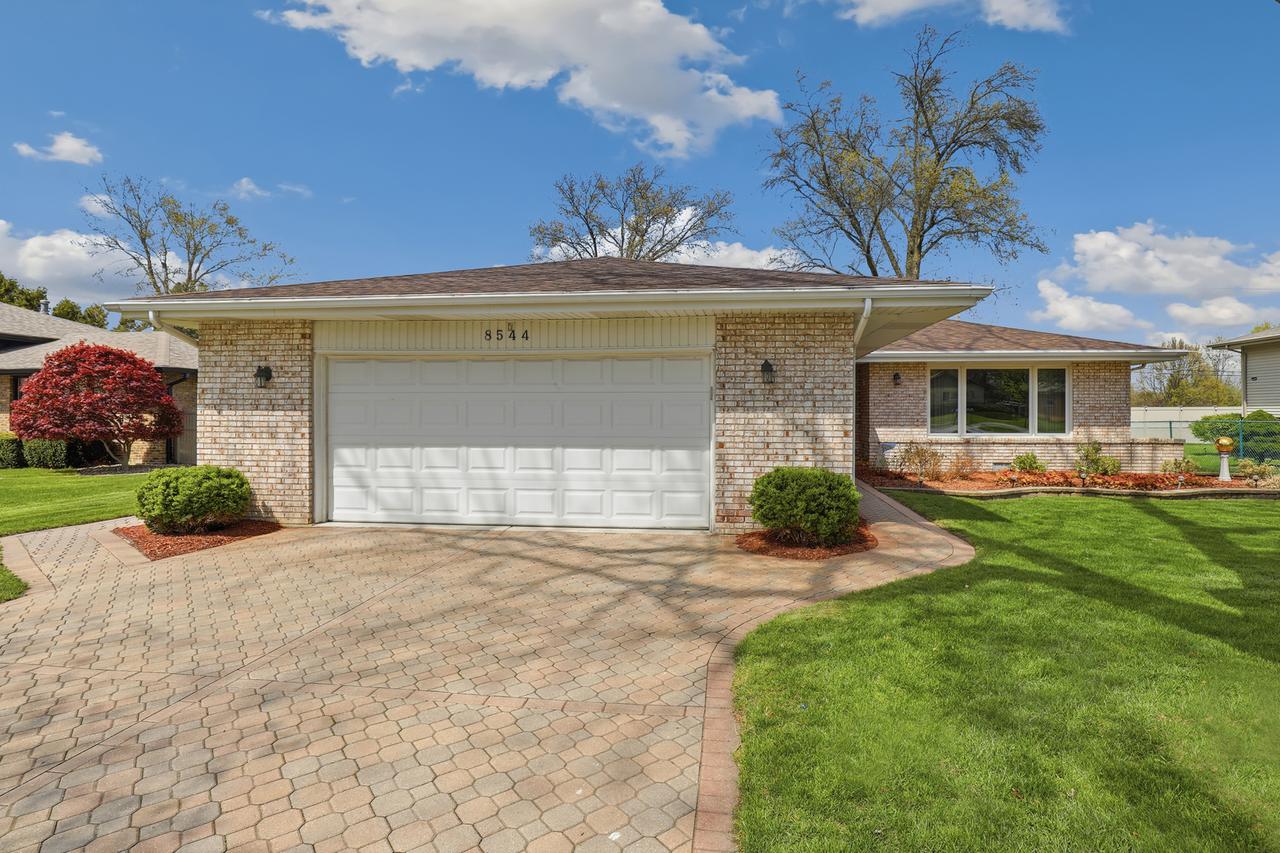 8544 W 143rd Pl., Orland Park, IL 60462