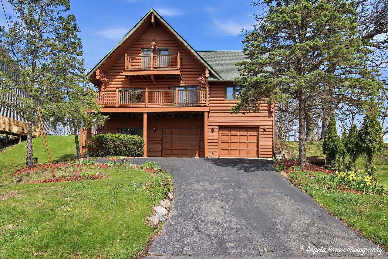 23278 W Lake Shore Dr., Antioch, IL 60002