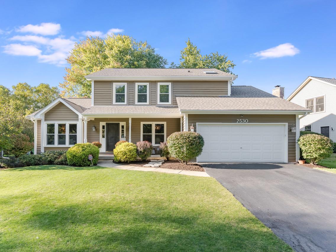 2530 Cheshire Dr., Aurora, IL 60504