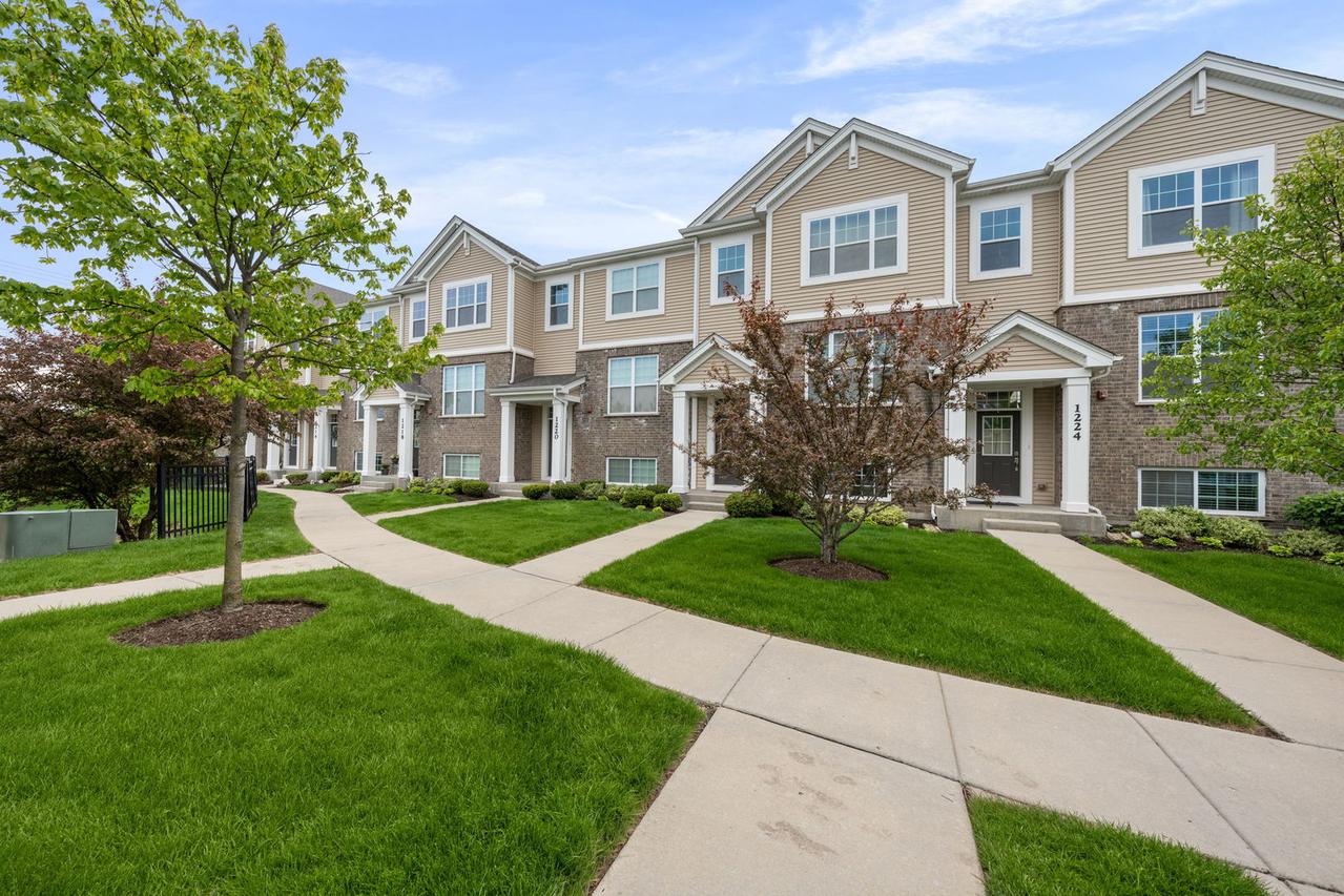 1216 Elm St., Park Ridge, IL 60068