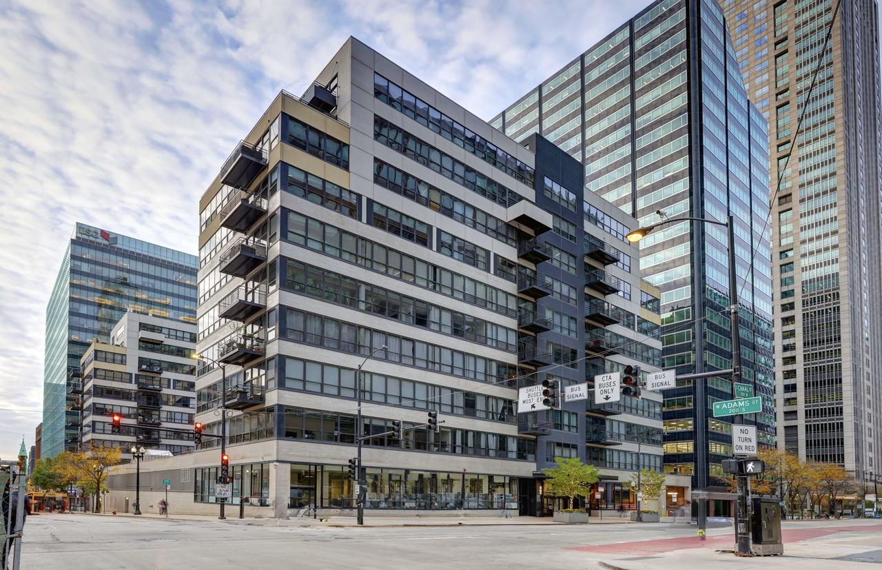 130 S Canal St. #9F, Chicago, IL 60606