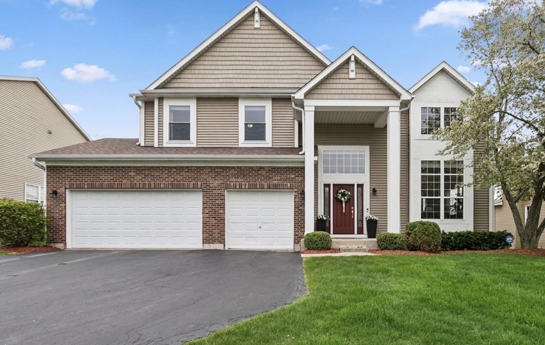 1816 Prairie Ridge Cir., Lindenhurst, IL 60046