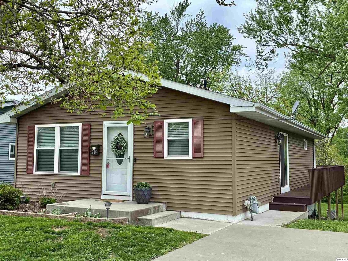 1216 S 14th, Quincy, IL 62301