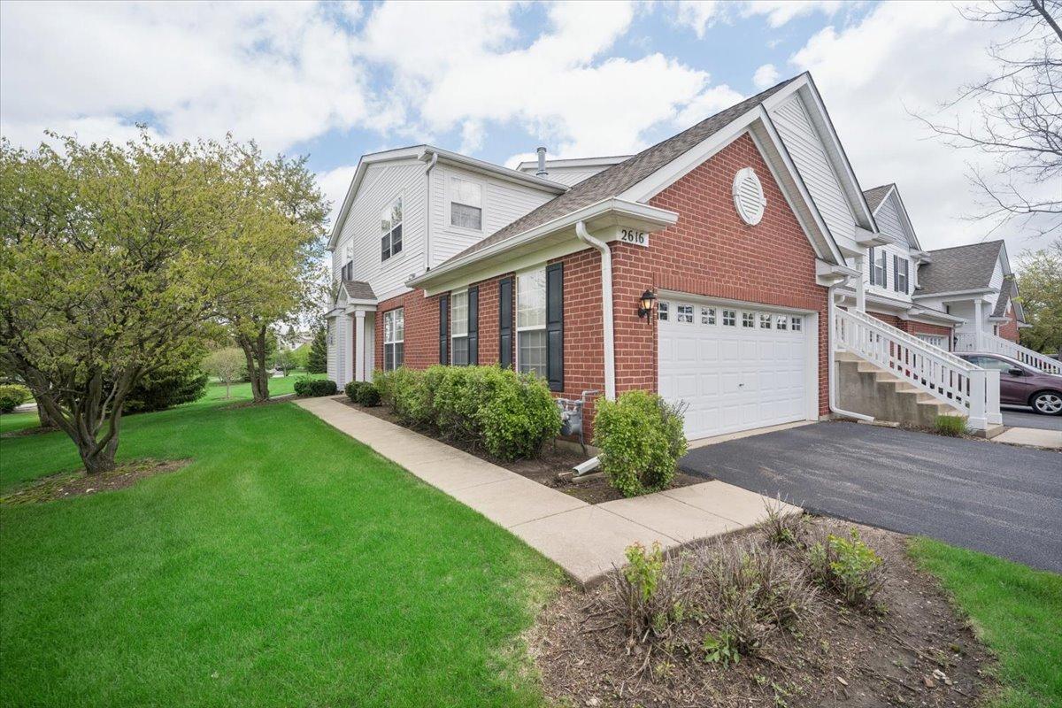 2616 Christie Dr., Algonquin, IL 60102