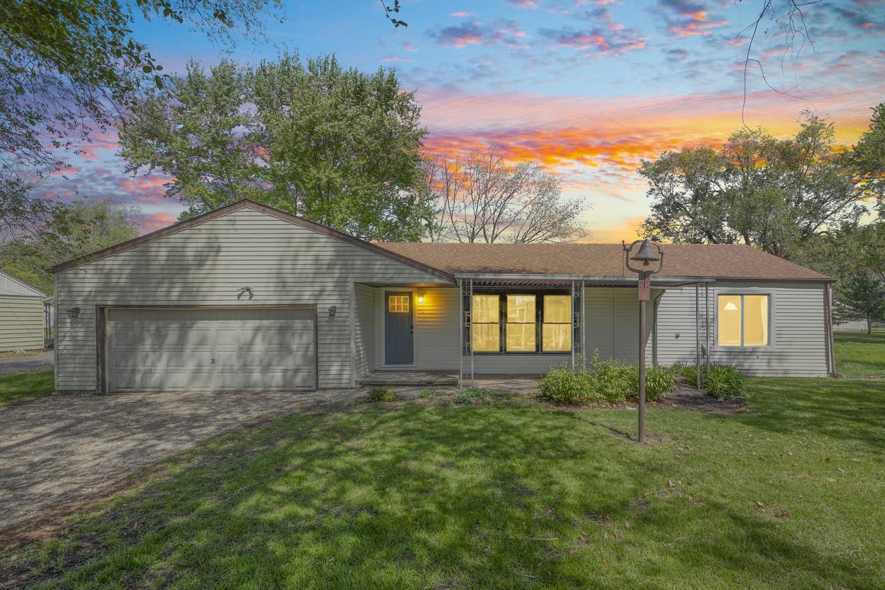 118 E Bower St., Oreana, IL 62554