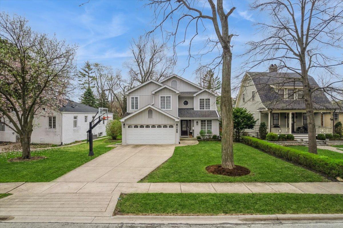 291 Lionel Rd., Riverside, IL 60546