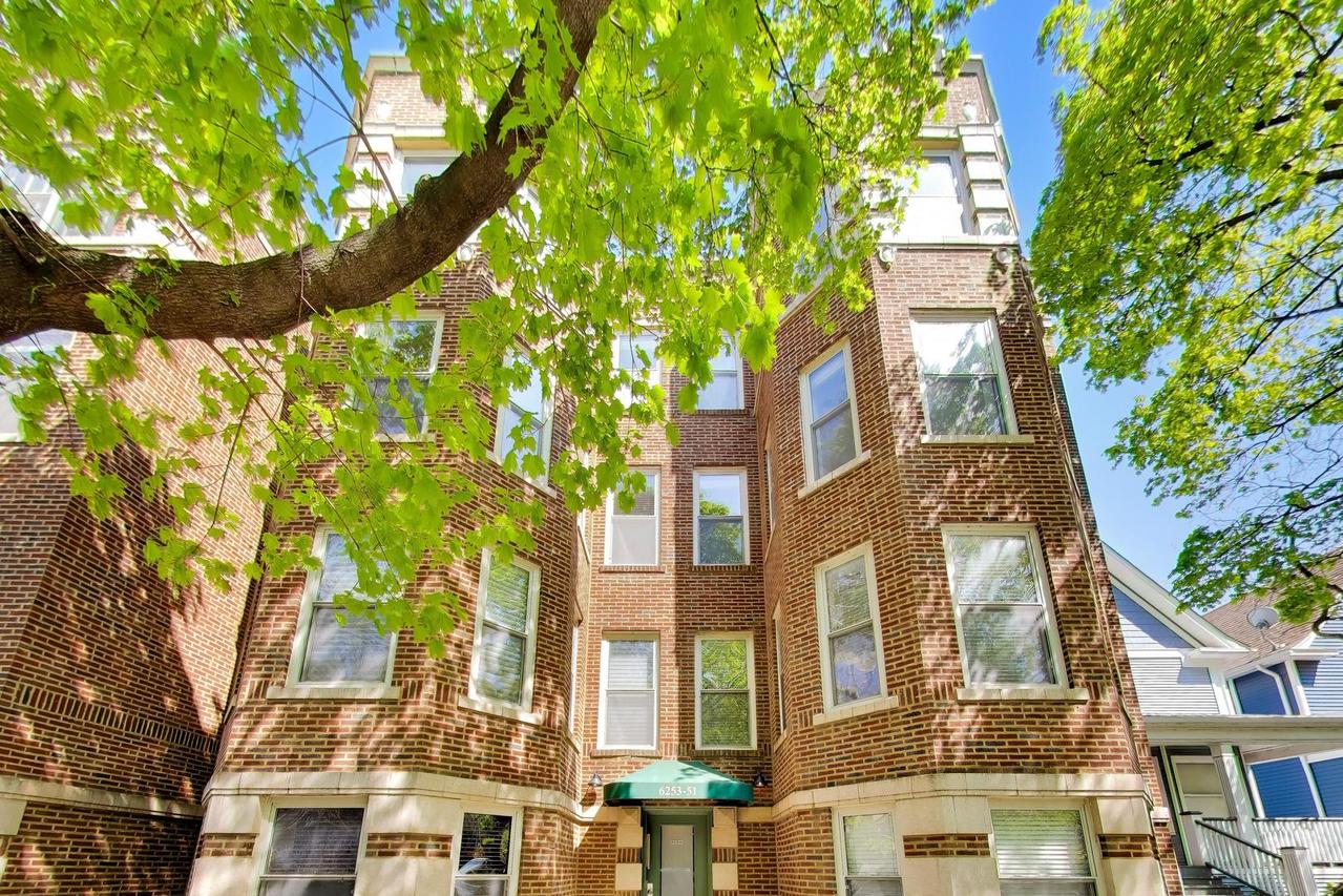 6253 N Magnolia Ave. #3, Chicago, IL 60660
