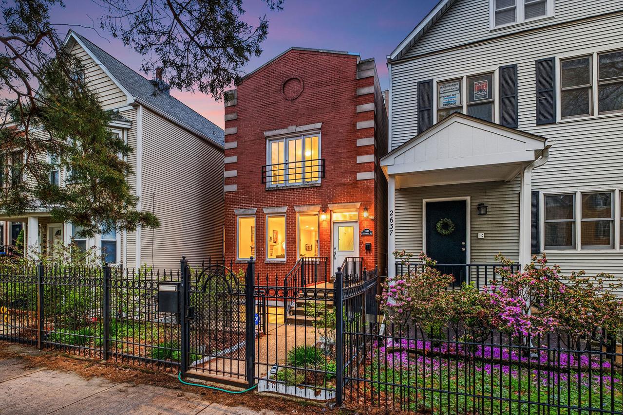 2641 N Marshfield Ave., Chicago, IL 60614