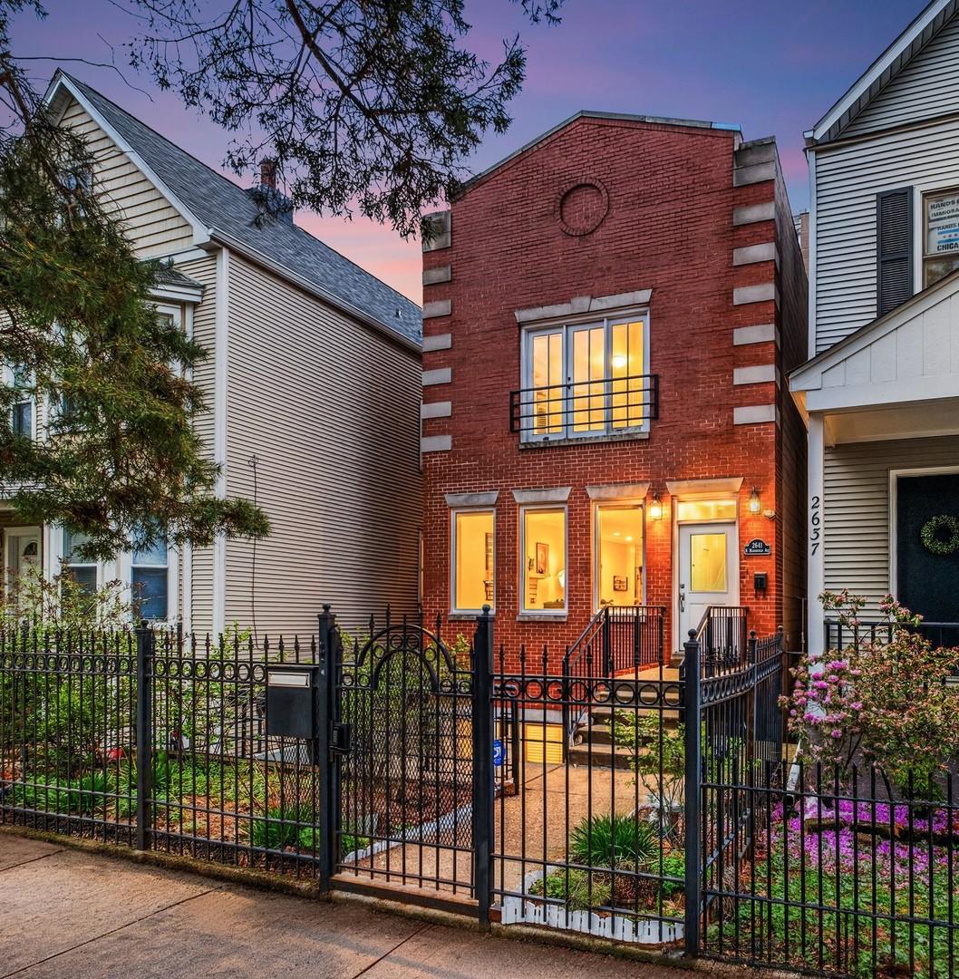 2641 N Marshfield Ave., Chicago, IL 60614