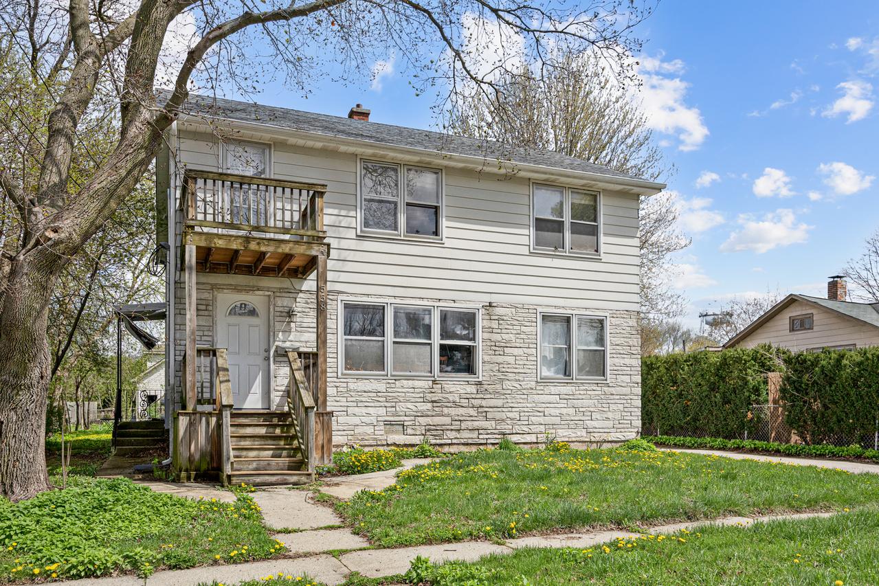 [Address Hidden by Seller], Crystal Lake, IL 60014