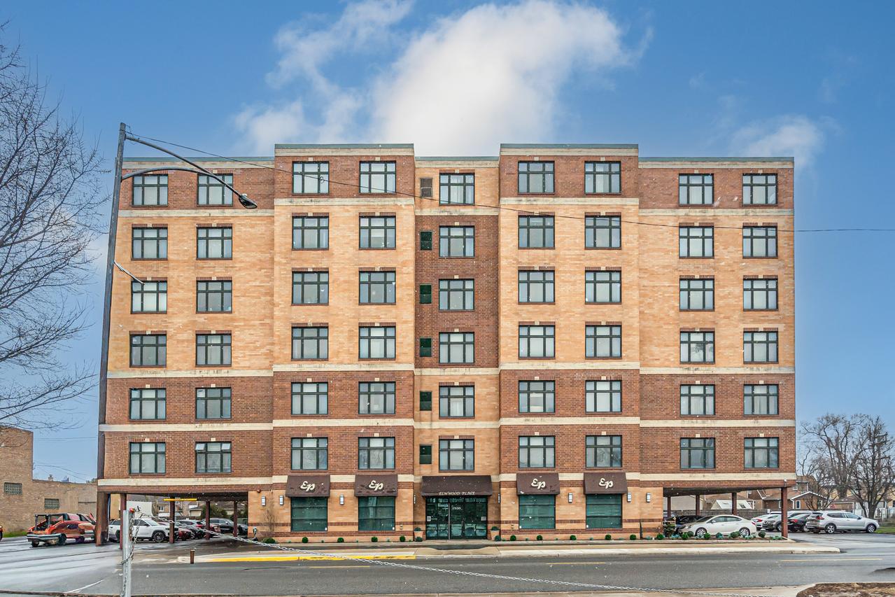 1930 N Harlem Ave. #505, Elmwood Park, IL 60707
