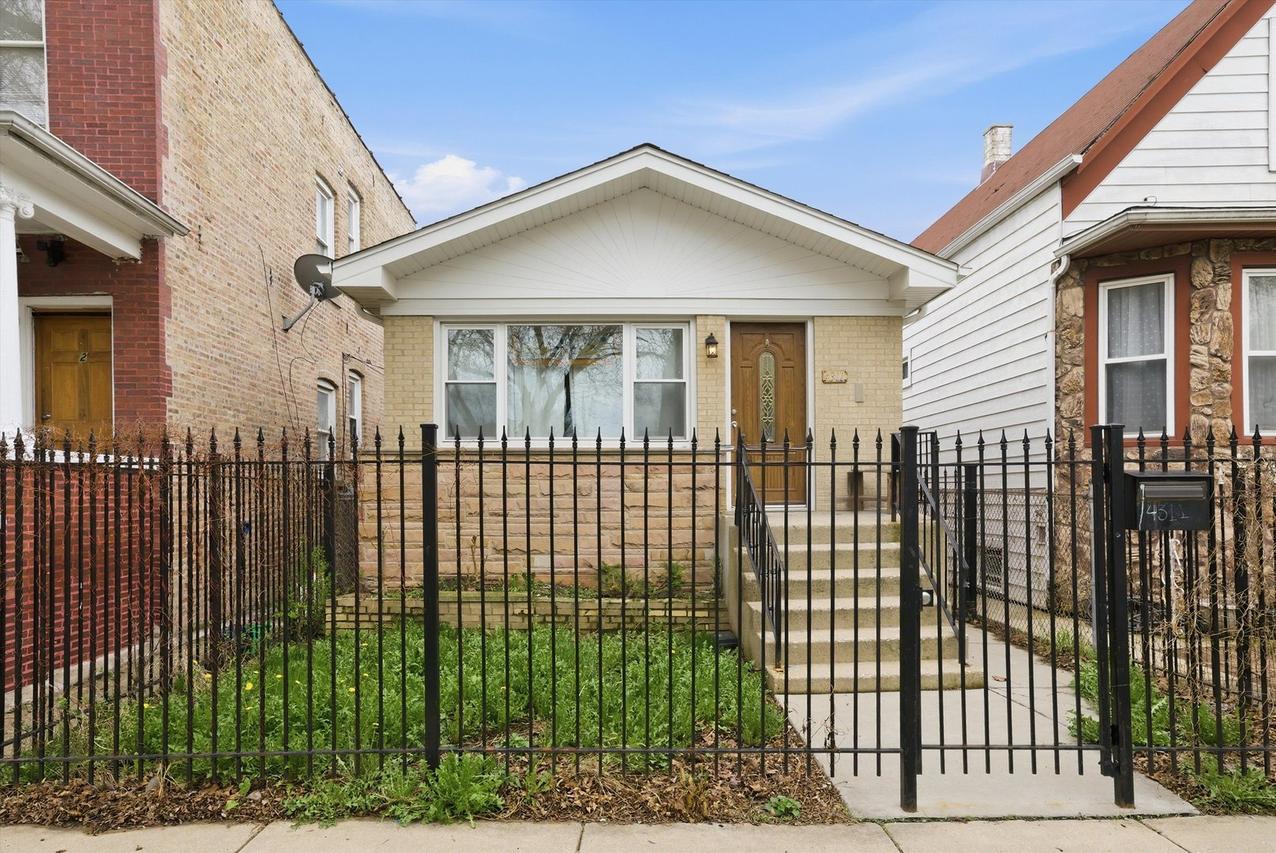 4311 W Shakespeare Ave., Chicago, IL 60639