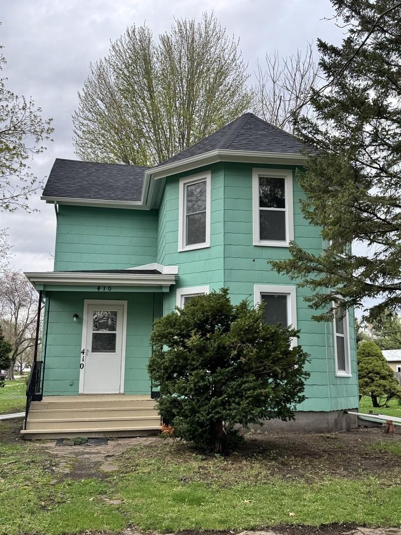 410 3rd St., Mendota, IL 61342