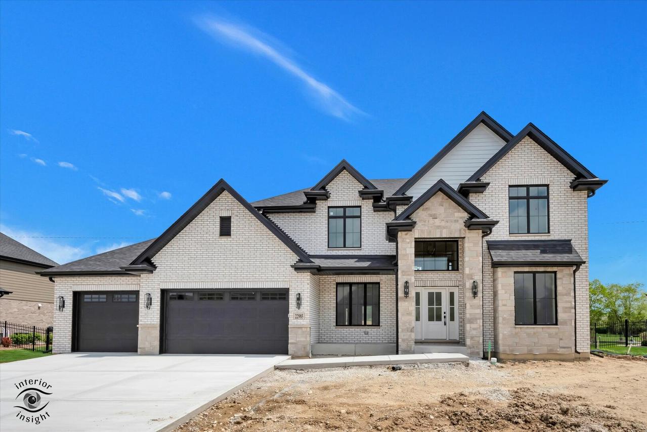 22985 Devonshire Ln., Frankfort, IL 60423