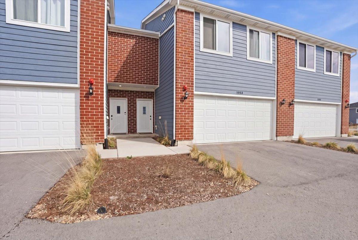 1033 Gillespie Ln., Yorkville, IL 60560