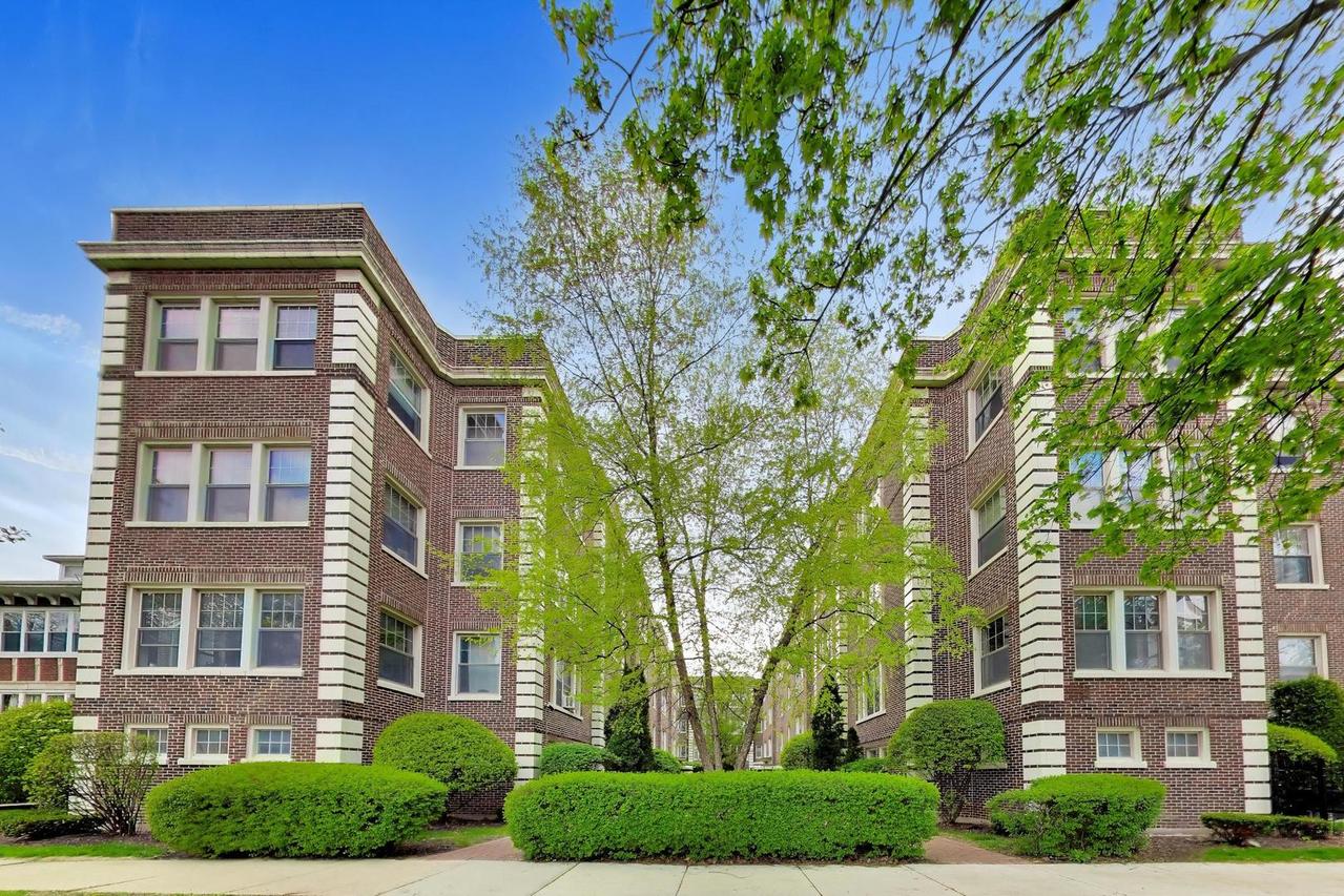 443 N Lombard Ave. #2, Oak Park, IL 60302