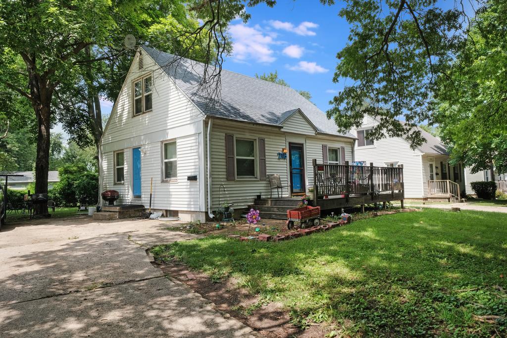218 Arcadia Dr., Champaign, IL 61820