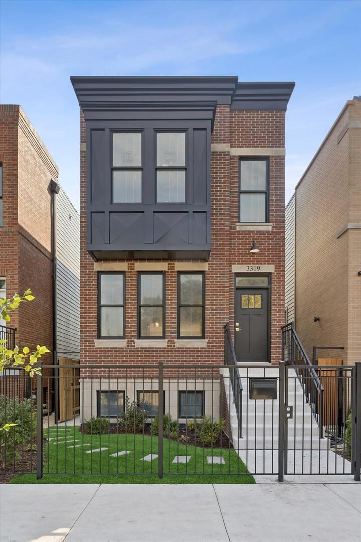 3319 S Prairie Ave., Chicago, IL 60616