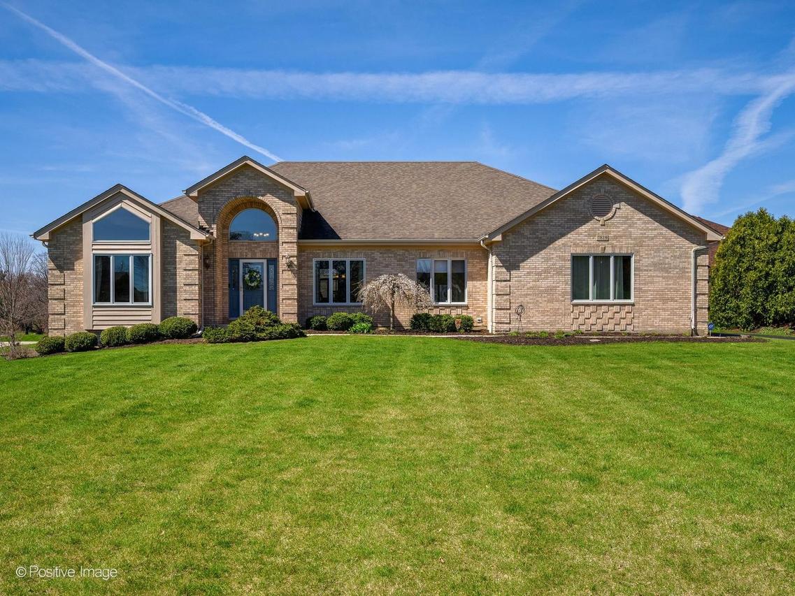 7819 Loch Glen Dr., Lakewood, IL 60014