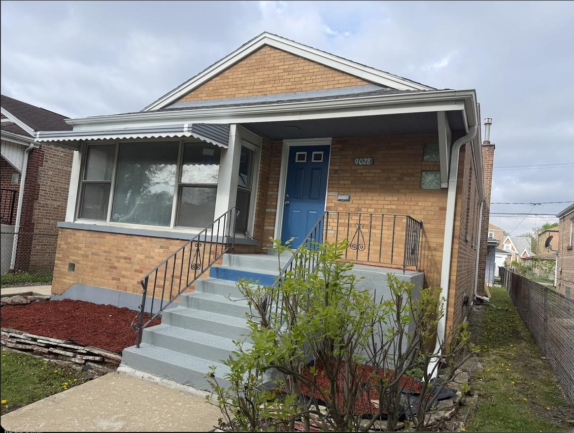 9028 S Carpenter St., Chicago, IL 60620