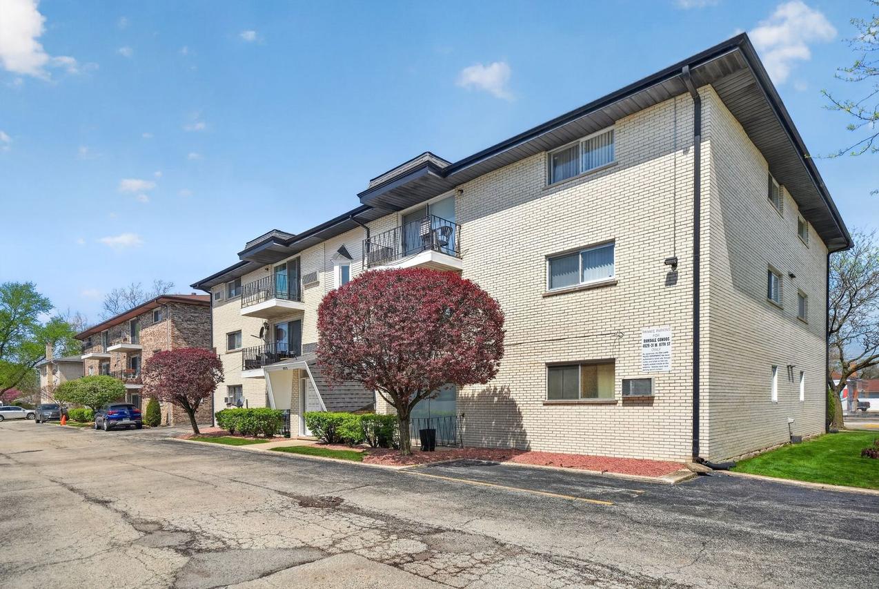 4929 W 87th St. #1SE, Oak Lawn, IL 60453