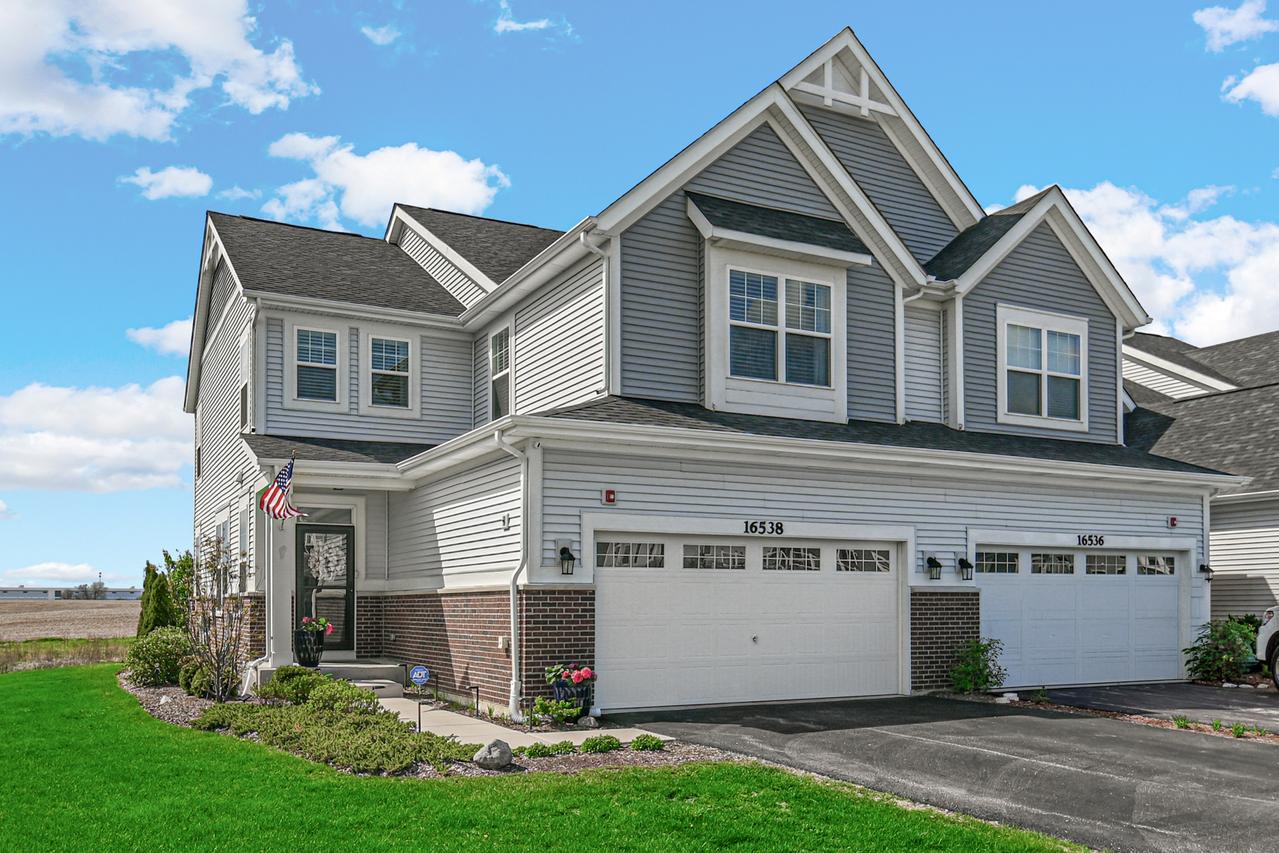 16538 S Winding Creek Ln., Lockport, IL 60441