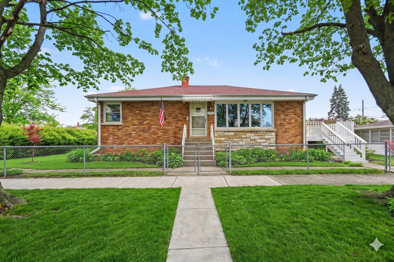 2301 Elm St., River Grove, IL 60171