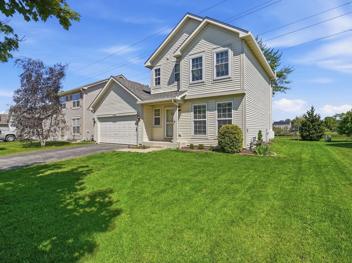 2840 Heather Ln., Montgomery, IL 60538