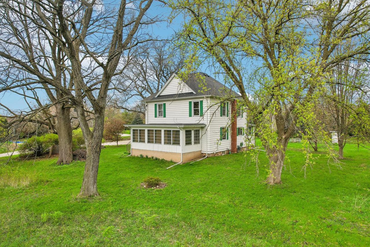 10604 Charles Rd., Woodstock, IL 60098