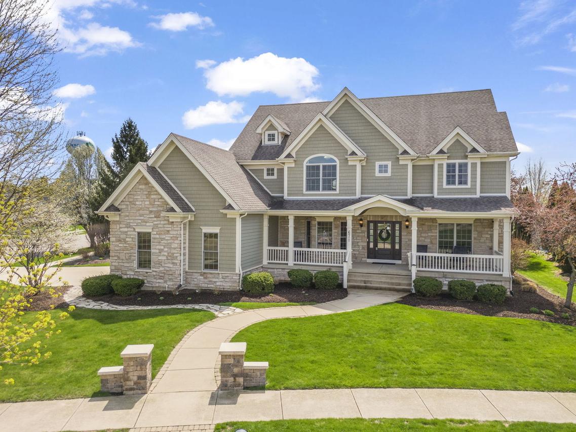 671 Sheffield Cir., Sugar Grove, IL 60554