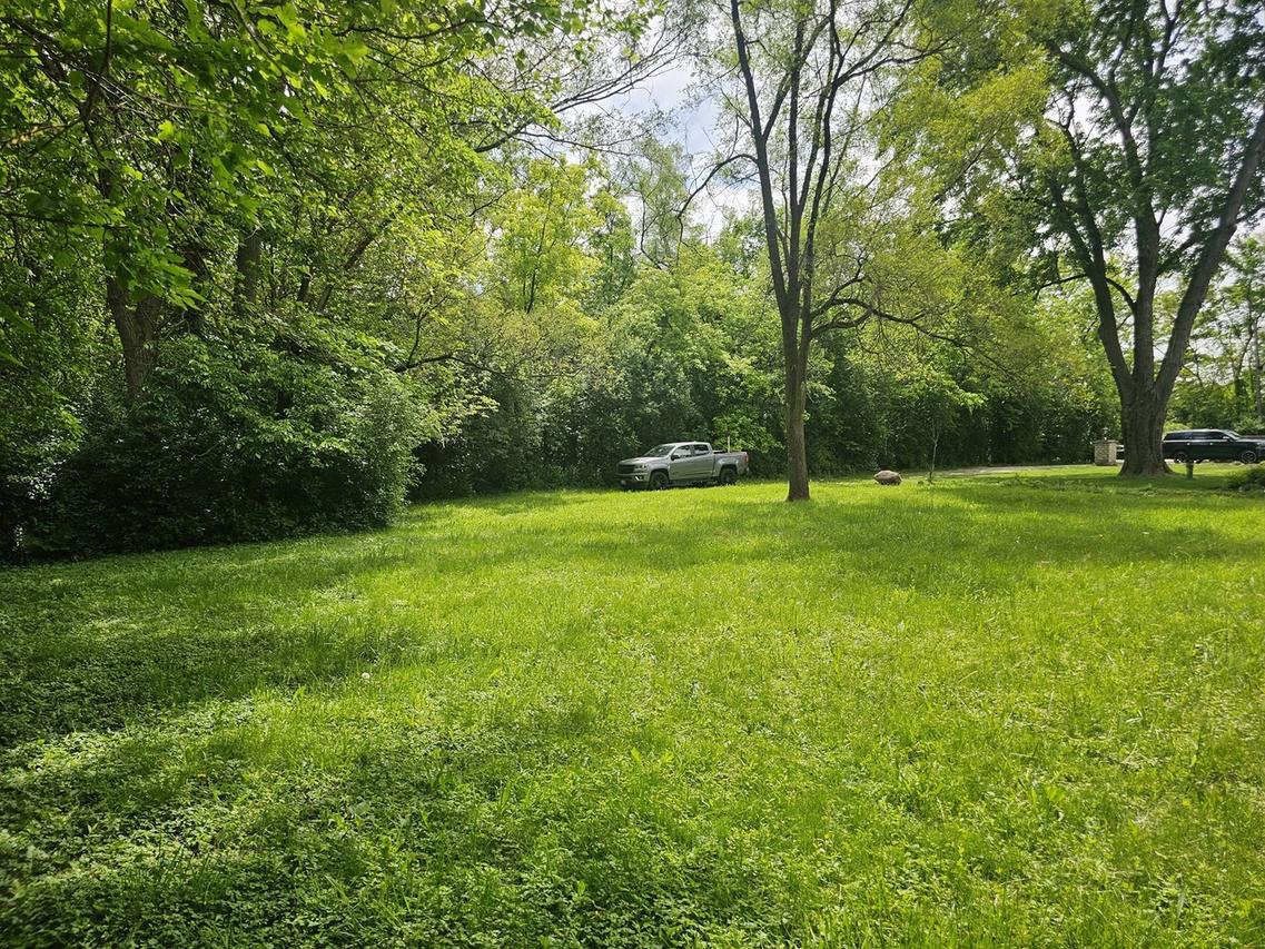 [Address Hidden by Seller], Addison, IL 60101