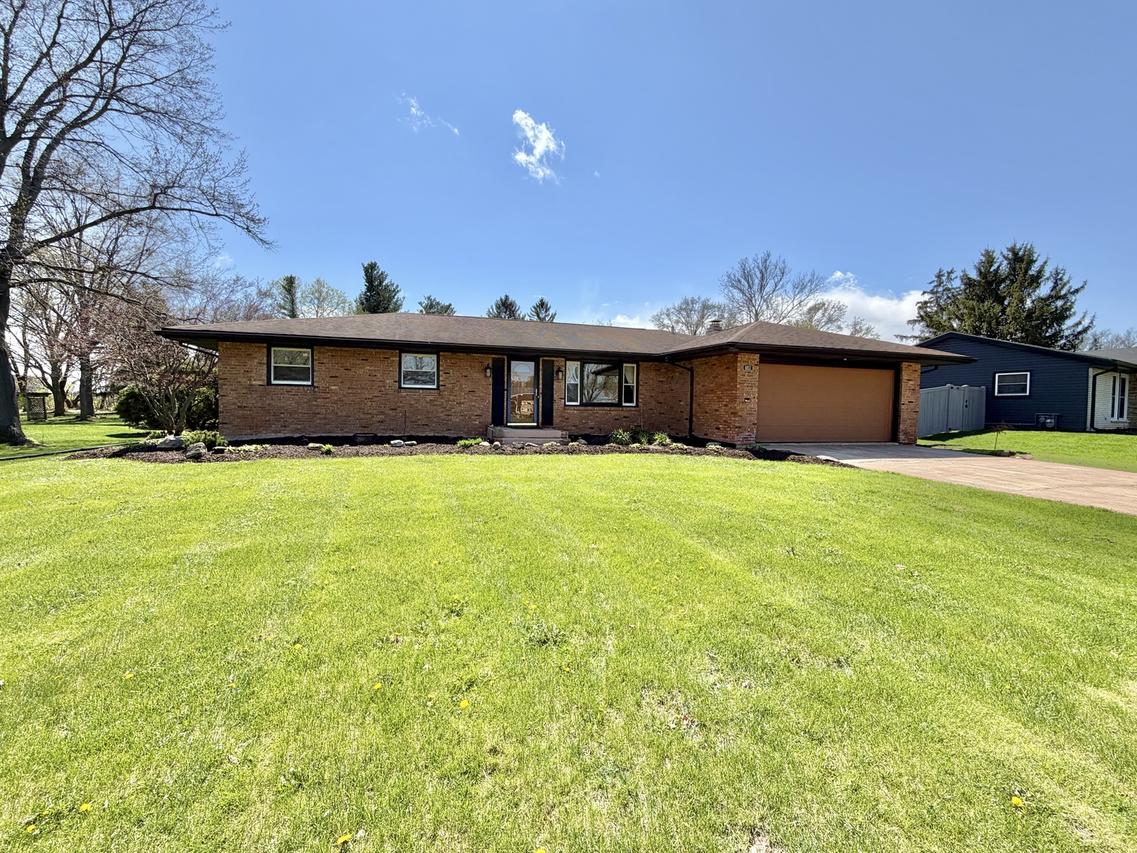 6933 Paddock Ln., Rockford, IL 61114