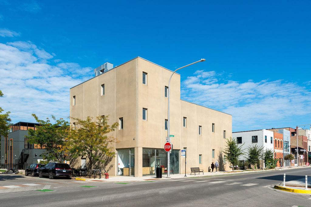 2054 W Grand Ave., Chicago, IL 60612