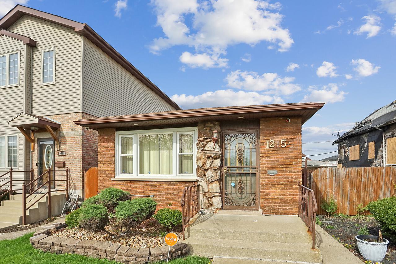 12154 S Justine St., Chicago, IL 60643