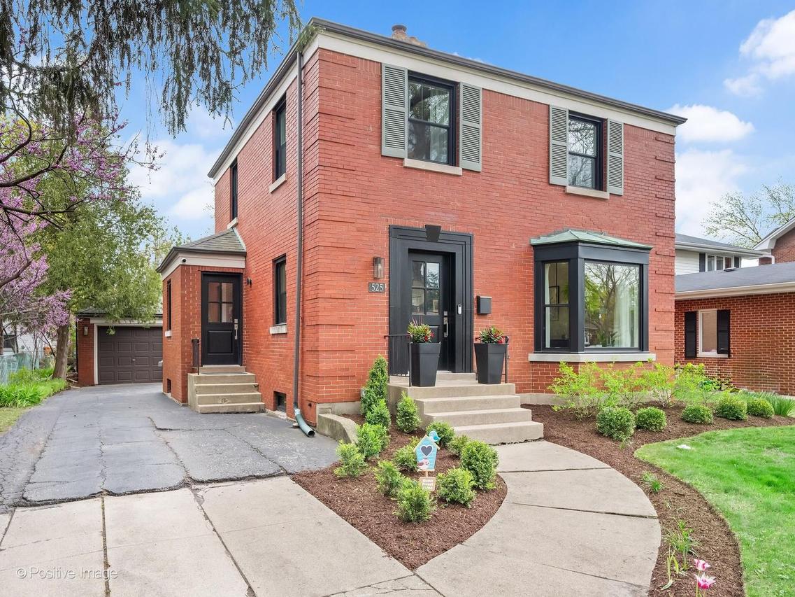 525 N Stone Ave., La Grange Park, IL 60526