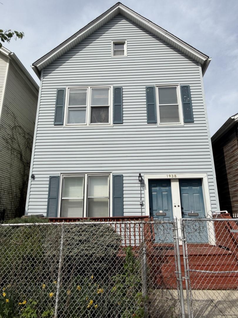 1938 N Mozart St., Chicago, IL 60647